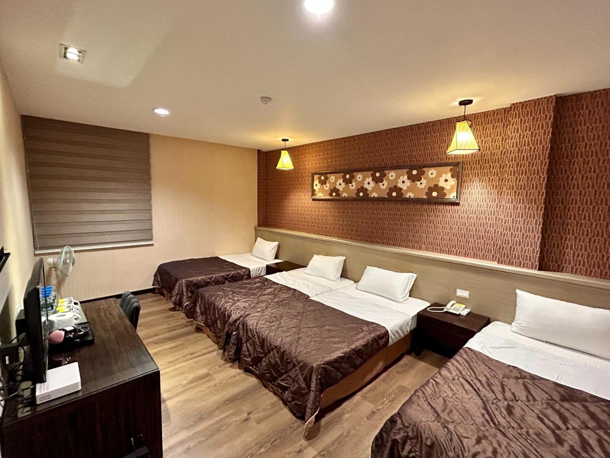 Home Full Hotel Жинченг Екстериор снимка