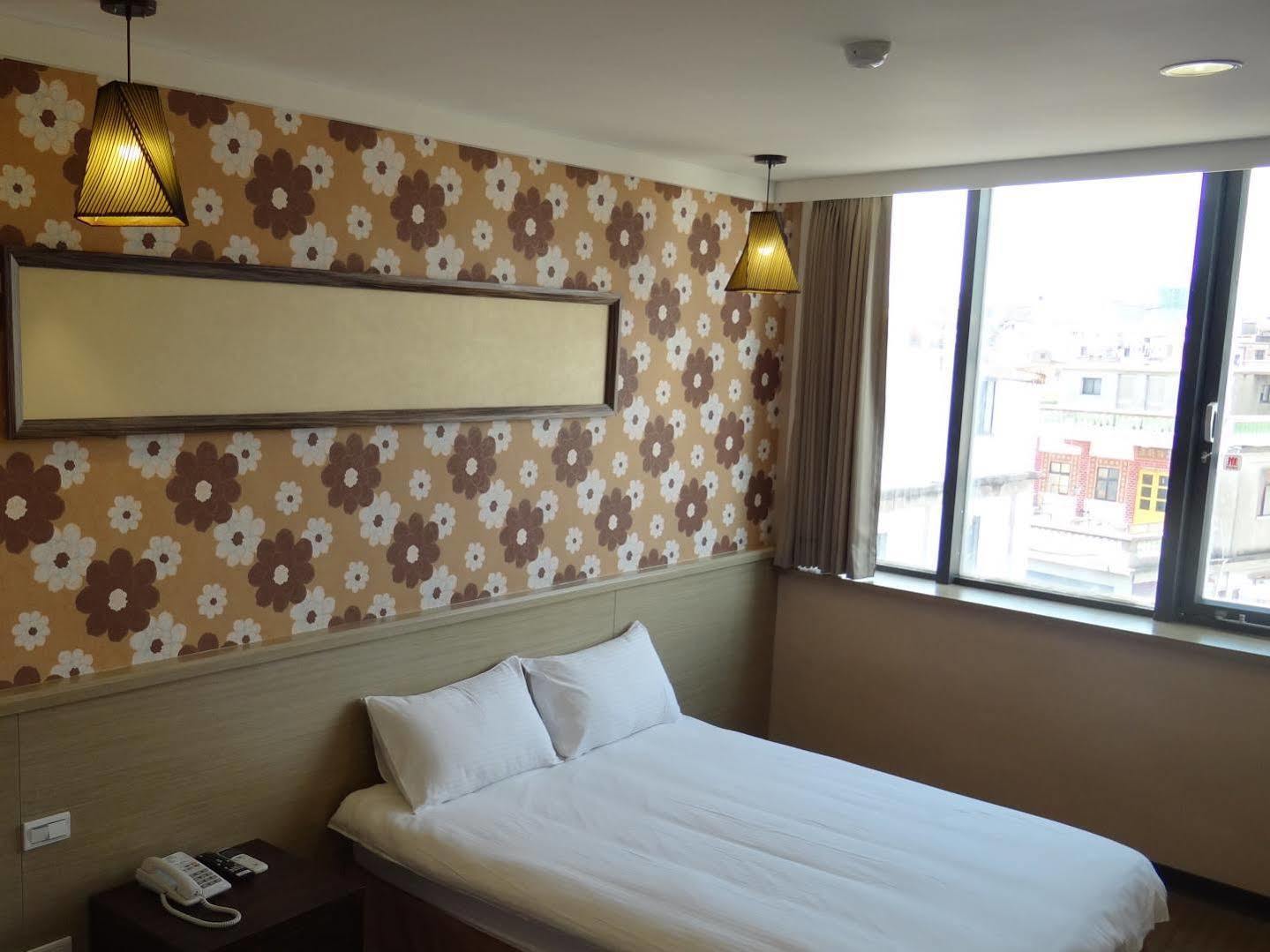 Home Full Hotel Жинченг Екстериор снимка